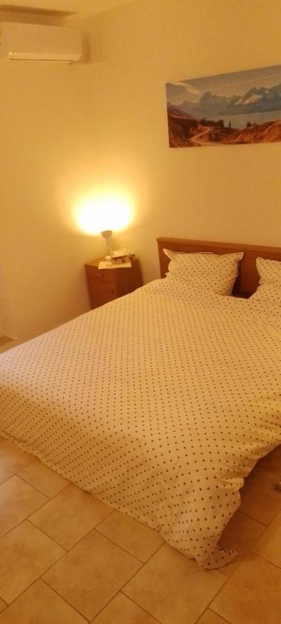 Apartman Kevin Karlobag Eksteriør bilde